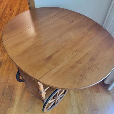 BEAUTIFUL WOOD VINTAGE TEA CART