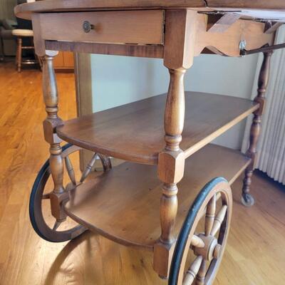 BEAUTIFUL WOOD VINTAGE TEA CART
