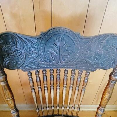 BEAUTIFUL ANTIQUE ORNATE ROCKER - GLIDER
