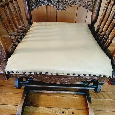 BEAUTIFUL ANTIQUE ORNATE ROCKER - GLIDER