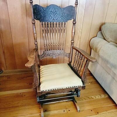 BEAUTIFUL ANTIQUE ORNATE ROCKER - GLIDER