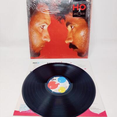 DARYL HALL JOHN OATES H2O LP VINYL RECORD