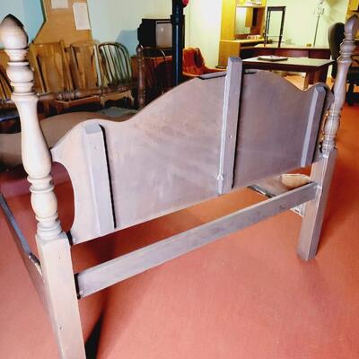 ANTIQUE SOLID WOOD "FULL SIZE" BED FRAME