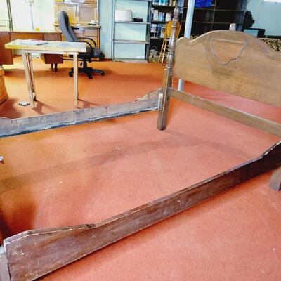 ANTIQUE SOLID WOOD "FULL SIZE" BED FRAME