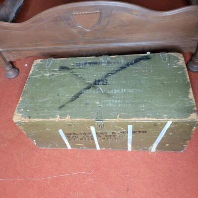 VINTAGE WOOD FORT RILEY ARM TRUNK