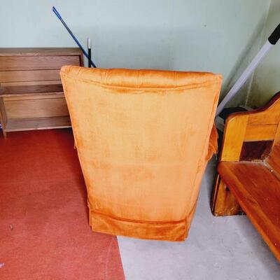 HARMONY HOUSE VINTAGE ORANGE CHAIR #2