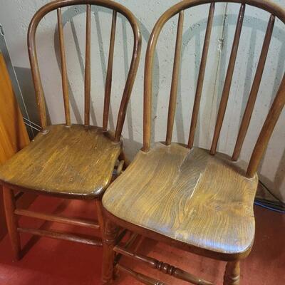 ANTIQUE SPINDLE BACK CHAIR - 2