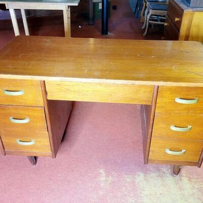 VINTAGE WOOD & METAL LINED DESK