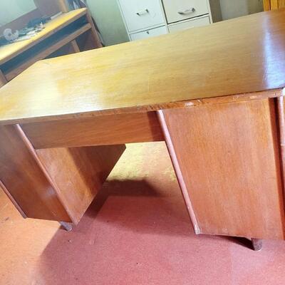 VINTAGE WOOD & METAL LINED DESK