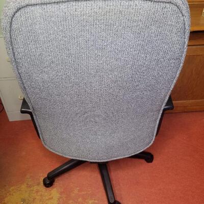 MDI EXECUTIVE COMFY ADJUSTABLE OFFICE CHAIR