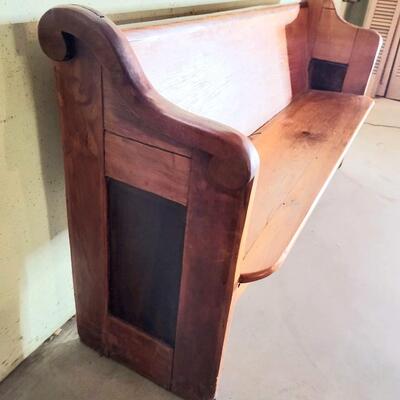 ANTIQUE WOODEN PEW