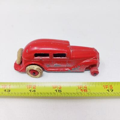 VINTAGE DIECAST TOY CAR