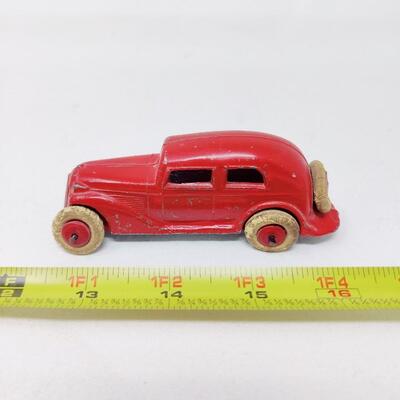 VINTAGE DIECAST TOY CAR