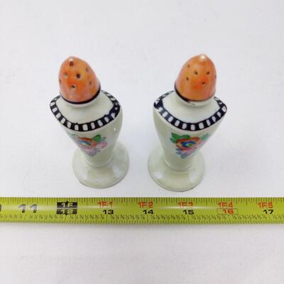 VINTAGE LUSTERWARE SALT AND PEPPER SHAKER SET MADE IN JAPAN