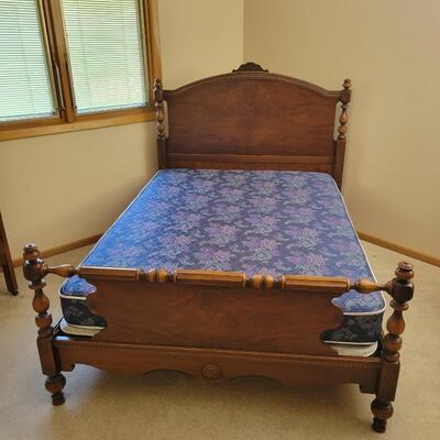 BEAUTIFUL ANTIQUE BEDFRAME W/ SPECIALTY SIZE MATTRESS SET MADE IN TOPEKA