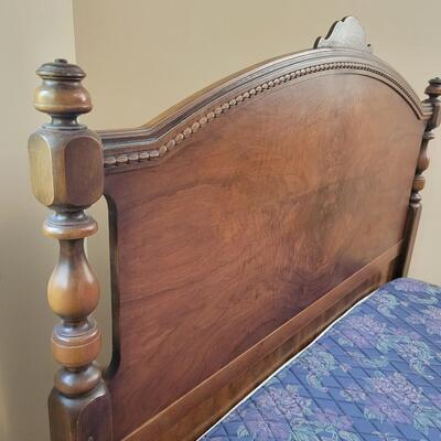 BEAUTIFUL ANTIQUE BEDFRAME W/ SPECIALTY SIZE MATTRESS SET MADE IN TOPEKA