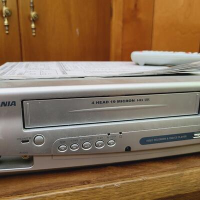 SYLVANIA VCR & DVD COMBO - WORKS! WITH REMOTE