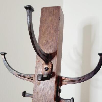 ANTIQUE WOODEN HALL TREE