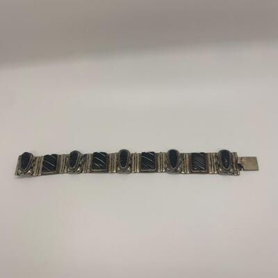 Alpaca Silver Onyx Mexican bracelet 7â€ length approx