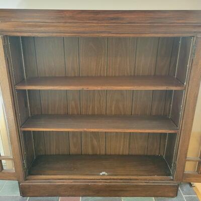 FANTASTIC GLASS FRONT DESIGNED SHELF