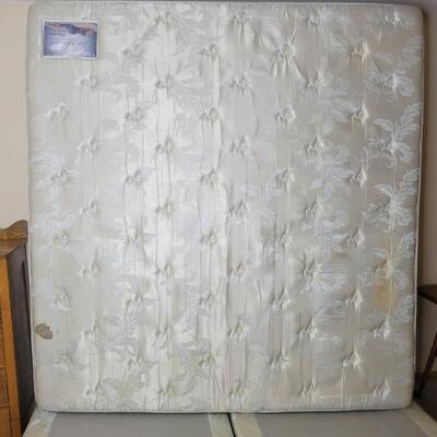 LADY AMERICANA ELEGANCE PILLOW TOP KING SIZE MATTRESS SET WITH METAL FRAME