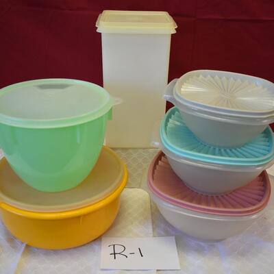 6 Pc Vintage Tupperware