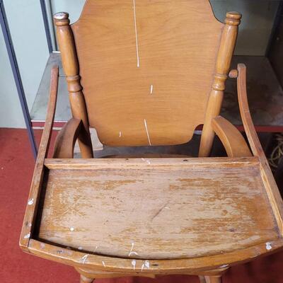 WOODEN ANTIQUE HIGH CHAIR