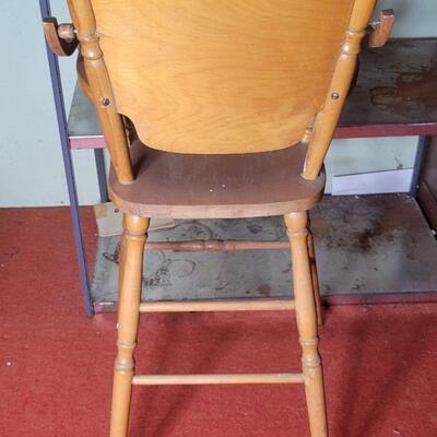 WOODEN ANTIQUE HIGH CHAIR