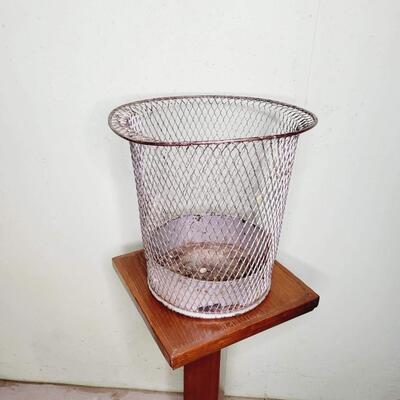 MID-CENTURY METAL MESH TRASH CAN