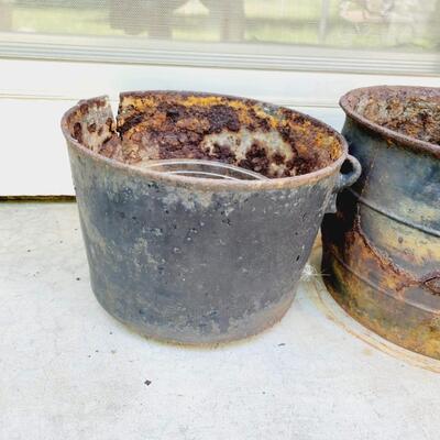 CAST IRON POT BUNDLE