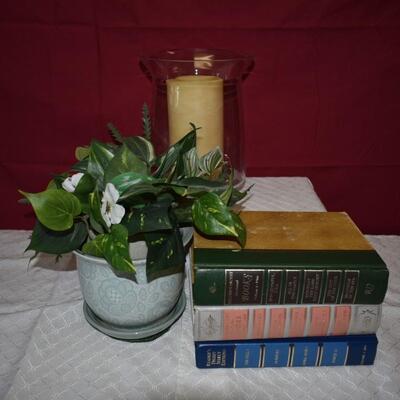 Reader's Digest Decor Lot