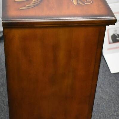Elegant Cabinet