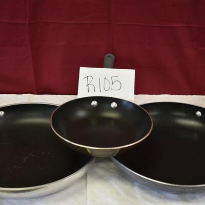 Kitchen Cookware Lot