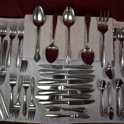 Lot of Eating Utensils