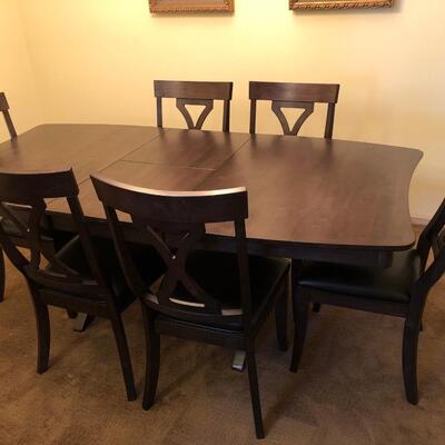 1- Dining Room Table w/butterfly leaf & 6 Chairs w
