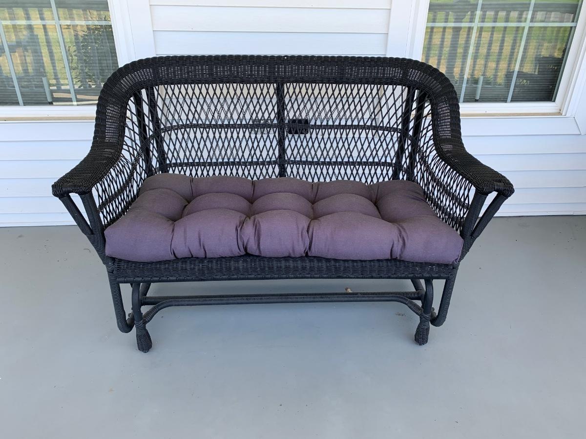 Lot 140R Black Resin Wicker Double Patio Glider w/Cushion