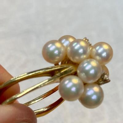Pearl and diamond ring