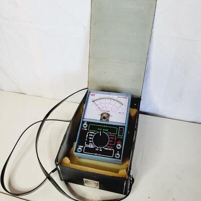 VIZ VOM WV 518B VOLTAGE METER W/ CARRY CASE