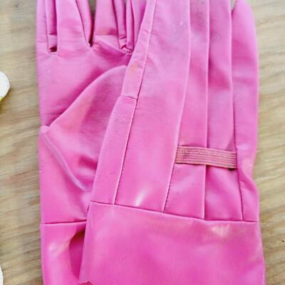WOMENS 2 PAIRS OF COLORFUL GARDENING GLOVES