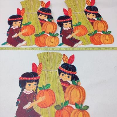 VINTAGE NATIVE AMERICAN FALL DIE CUT PAPERBOARD LOT
