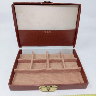 VINTAGE MEN'S DRESSER CADDY BOX
