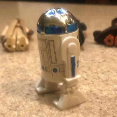 Vintage Original 1977 Kenner R2D2 Artoo Detoo  Star Wars **Almost Minty** Loose