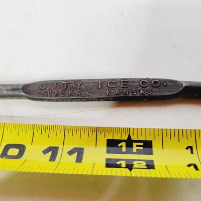 ANTIQUE CITY ICE CO TOPEKA ICE PICK