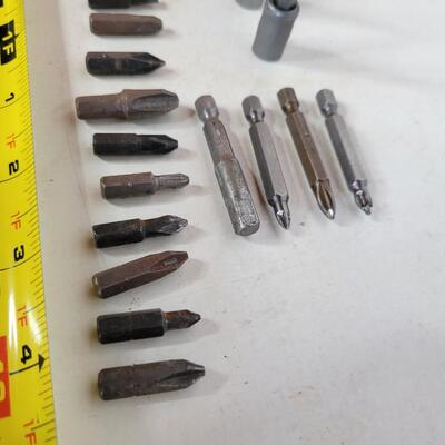 SCREW DRIVER BIT BUNDLE