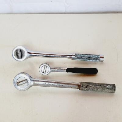 MULTI BRAND SOCKETS