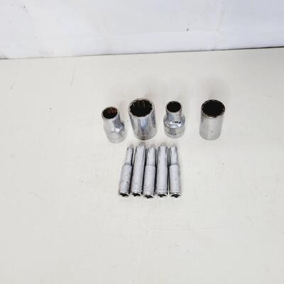 CRAFTSMAN MULTI SIZE SOCKETS