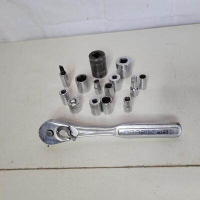 CRAFTSMAN RACHET & SOCKET ASSORTMENT #2
