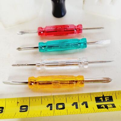 SCREWDRIVER ASSORTED SIZE SET