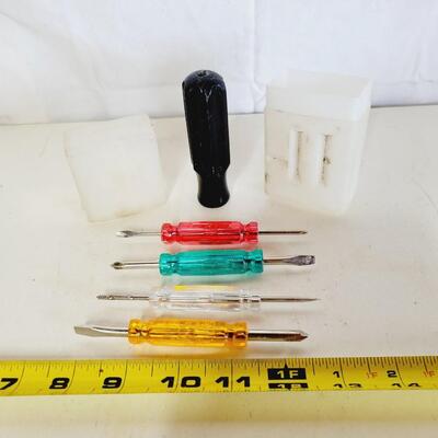 SCREWDRIVER ASSORTED SIZE SET