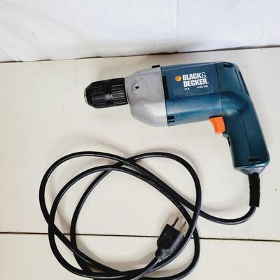 BLACK & DECKER ELECTRIC DRILL